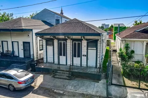 1216 Simon Bolivar Ave, New Orleans, LA 70113