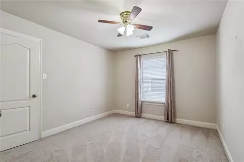 Bedroom - 208 Emerald Oaks Dr, Covington, LA 70433 photo 3 of 4