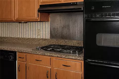 Kitchen - 6149 Singleton Dr, Marrero, LA 70072 photo 3 of 3