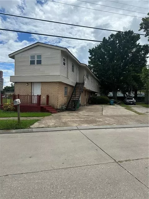 7414 Mistletoe St, Metairie, LA 70003