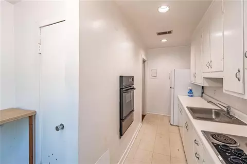 Kitchen - 614 E Independence St, Covington, LA 70433 photo 2 of 3