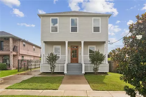 6019 Pauline Dr, New Orleans, LA 70126