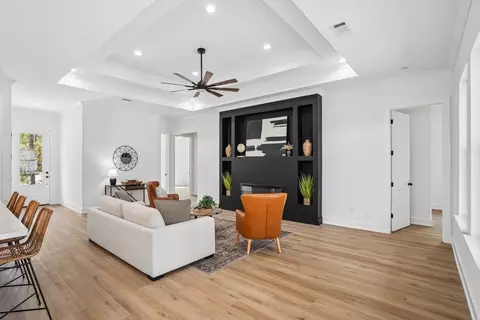Living - 1016 W 19th Ave, Covington, LA 70433 photo 2 of 2
