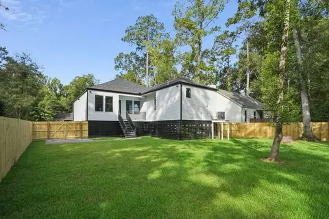 Exterior - 1016 W 19th Ave, Covington, LA 70433 photo 6 of 6