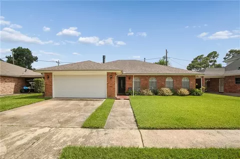 7716 Norton Ave, Harahan, LA 70123