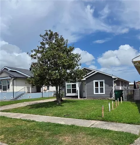 2037 Fernando Ct, Marrero, LA 70072