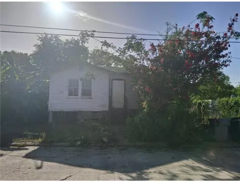 334 Cenac St, Houma, LA 70364