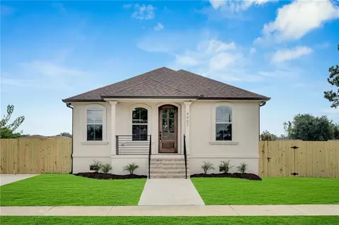 4901 Bright Dr, New Orleans, LA 70127