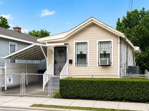 2505 Painters St, New Orleans, LA 70117