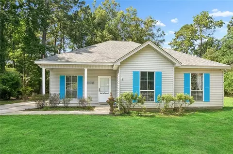 11 Adrienne St, Madisonville, LA 70447