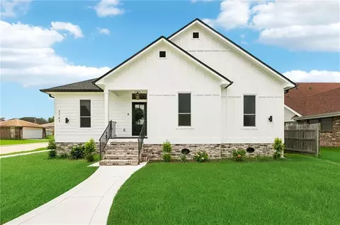 2741 Wabash St, New Orleans, LA 70114