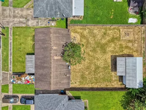 View/Area - 336 Courville Dr, Luling, LA 70070 photo 1 of 2