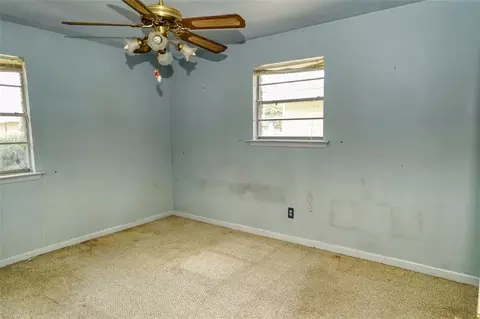 Bedroom - 336 Courville Dr, Luling, LA 70070 photo 2 of 5