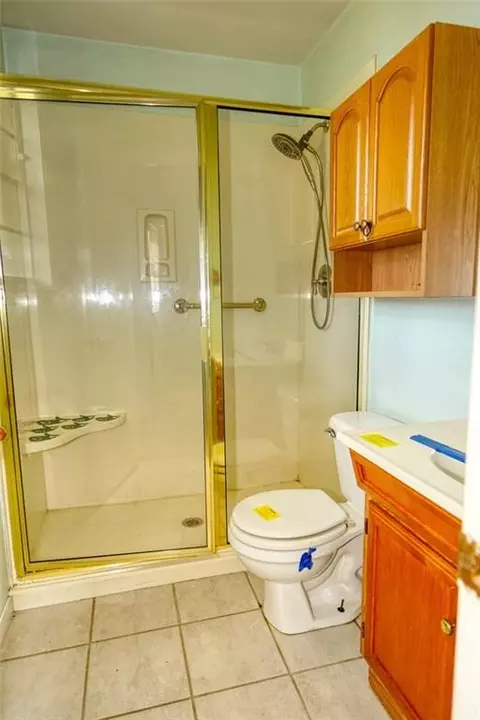 Bath - 336 Courville Dr, Luling, LA 70070 photo 1 of 2