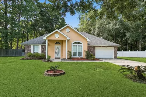 213 Heather Dr, Mandeville, LA 70471