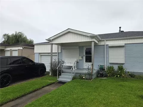 7421 Rachel St, Marrero, LA 70072