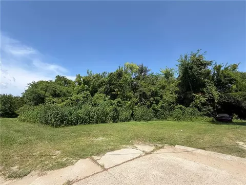 309 Estates Dr, Luling, LA 70070 photo 2