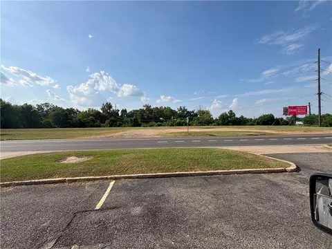3410 Bayou Rapides Rd, Alexandria, LA 71301