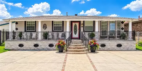 6113 Victorian Dr, Marrero, LA 70072