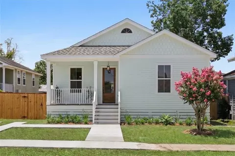 6230 Lafaye St, New Orleans, LA 70122