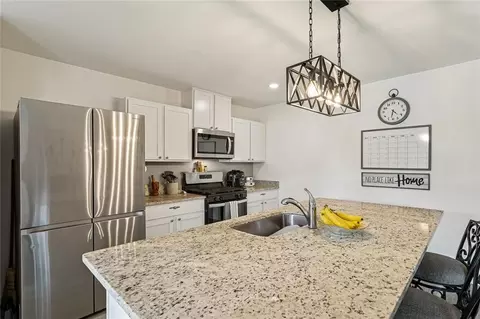 Kitchen - 60417 Culper Dr, Slidell, LA 70461 photo 2 of 3