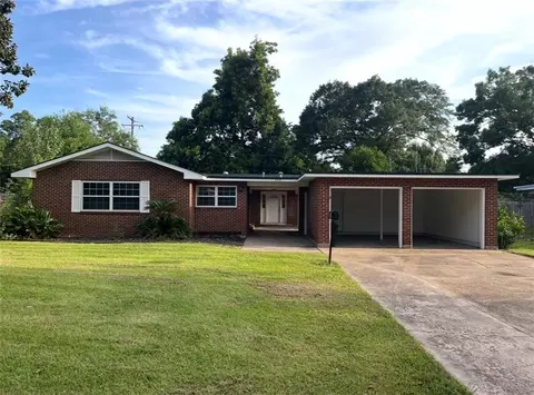 1510 Mcnutt Dr, Alexandria, LA 71301