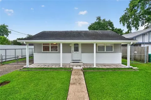 131 Tullulah Ave, River Ridge, LA 70123