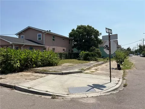 1345 Annette St, New Orleans, LA 70116