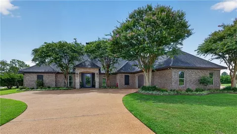 1154 Miller Farm Rd, Natchitoches, LA 71457