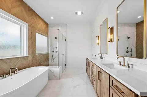 Bath - 4412 Templar Loop, Mandeville, LA 70448 photo 1 of 6