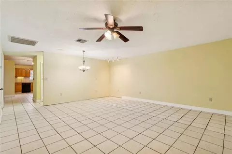 Living - 220 Warrior Trce, Covington, LA 70435 photo 5 of 6