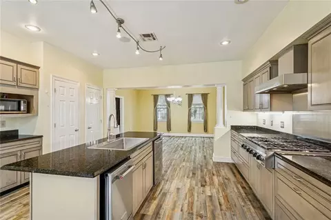 Kitchen - 220 Warrior Trce, Covington, LA 70435 photo 3 of 4
