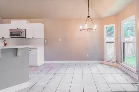 Living - 70200 Tenth St, Covington, LA 70433 photo 3 of 3