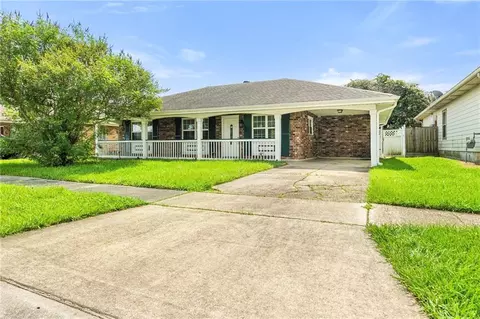 2525 Paul Dr, Meraux, LA 70075