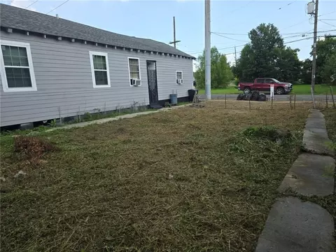 7728 Forshey St, New Orleans, LA 70125