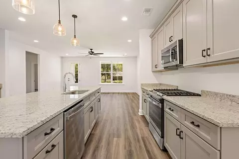 Kitchen - 1128 W 19th Ave, Covington, LA 70433 photo 1 of 2