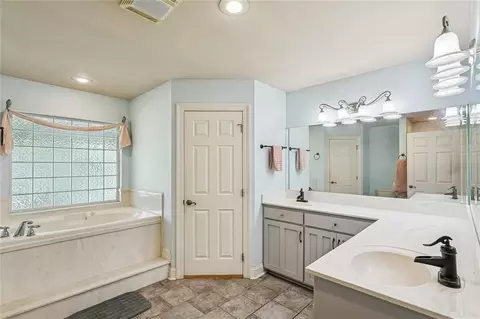 Bath - 23363 Cypress Ln, Robert, LA 70455 photo 1 of 4