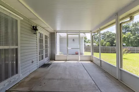 Exterior - 413 Spartan Loop, Slidell, LA 70458 photo 5 of 8