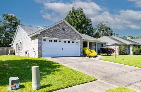 Exterior - 413 Spartan Loop, Slidell, LA 70458 photo 2 of 8
