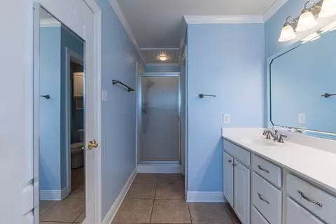 Bath - 413 Spartan Loop, Slidell, LA 70458 photo 4 of 6