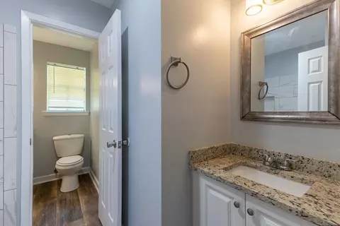 Bath - 403 9th St, Slidell, LA 70458 photo 1 of 3