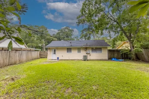 Exterior - 403 9th St, Slidell, LA 70458 photo 2 of 6