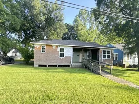 6374 Cyrus Ave, Baton Rouge, LA 70805