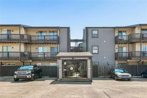 2301 Edenborn Ave #308, Metairie, LA 70001