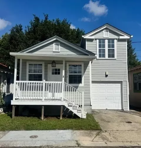 2918 College Ct, New Orleans, LA 70125