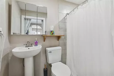 Bath - 36335 Eric St, Slidell, LA 70460 photo 3 of 3