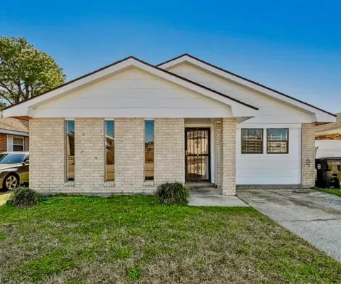 14936 Curran Rd, New Orleans, LA 70128