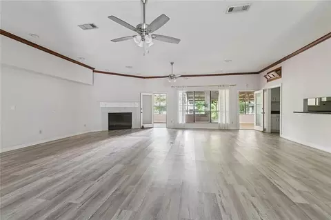 Living - 310 Pearl Dr, Slidell, LA 70461 photo 2 of 4