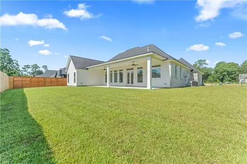 Exterior - 1791 Hazel Dr, Mandeville, LA 70448 photo 5 of 7
