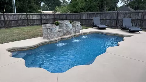 10069 Serene Rd, Denham Springs, LA 70726